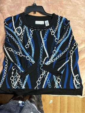 Alfred Dunner Black Top with Blue & White Chain Motif